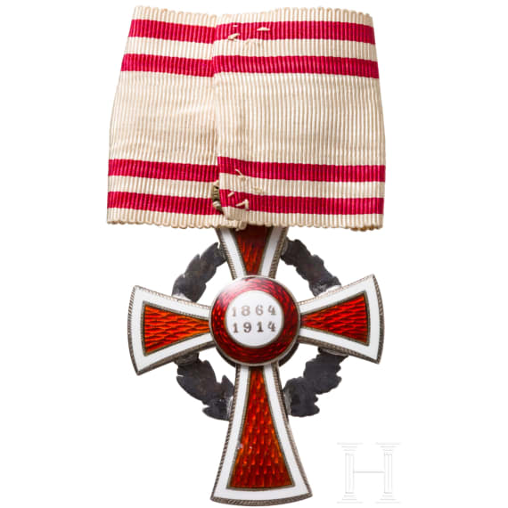 Ehrenzeichen vom Roten Kreuz 1. Klasse mit Kriegsdekoration