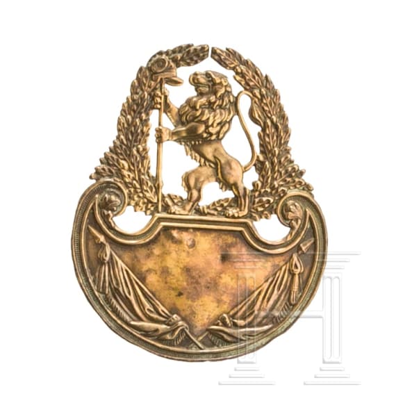 S&auml;bel der Mousquetaires du Roi, Modell 1814, Sammleranfertigung des 20. Jhdts., sowie Tschako-Emblem
