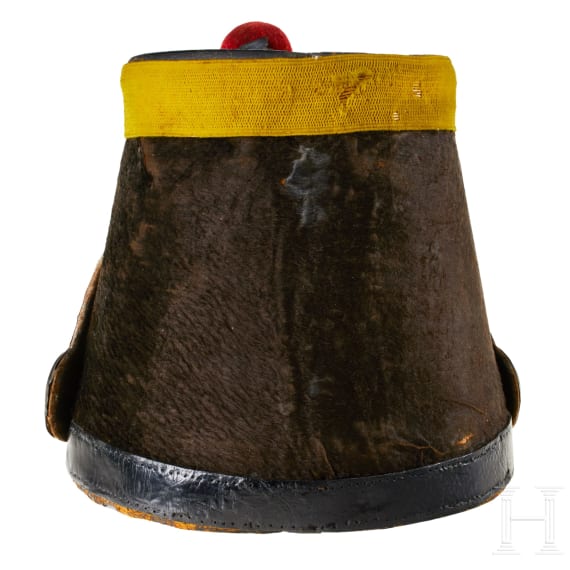 A French voltigeur shako