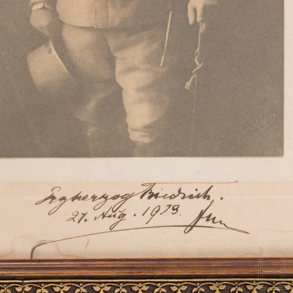 Erzherzog Friedrich von &Ouml;sterreich-Teschen (1856 - 1936) - signierte Portraitaufnahme in Geschenkrahmen, datiert 27.8.1919