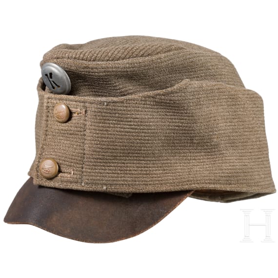 Feldgraue Feldkappe f&uuml;r Mannschaften der k.u.k. Artillerie, um 1916