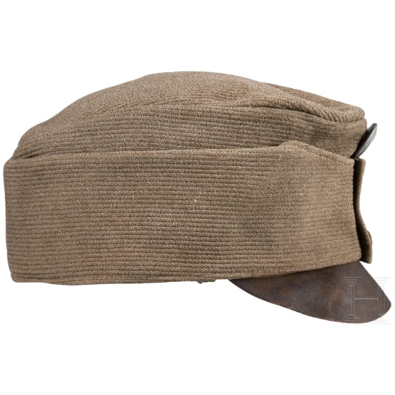 Feldgraue Feldkappe f&uuml;r Mannschaften der k.u.k. Artillerie, um 1916
