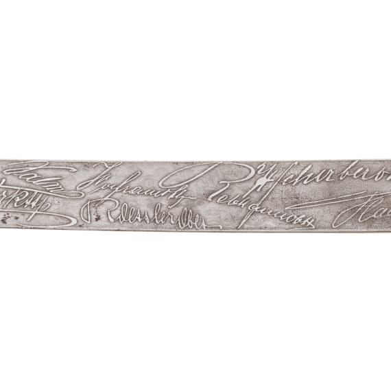 Bedeutender Ehrengeschenk-S&auml;bel des k.u.k. Dragonerregimentes "Herzog von Lothringen" Nr. 7, um 1910