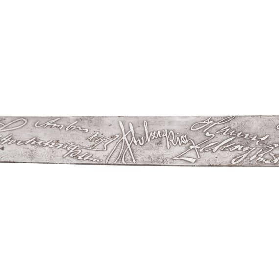 Bedeutender Ehrengeschenk-S&auml;bel des k.u.k. Dragonerregimentes "Herzog von Lothringen" Nr. 7, um 1910