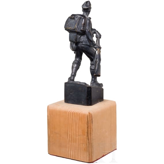 Johann Enrich (1881 - 1970) - Tiroler Kaiserj&auml;ger, geschw&auml;rzte Bronzeskulptur