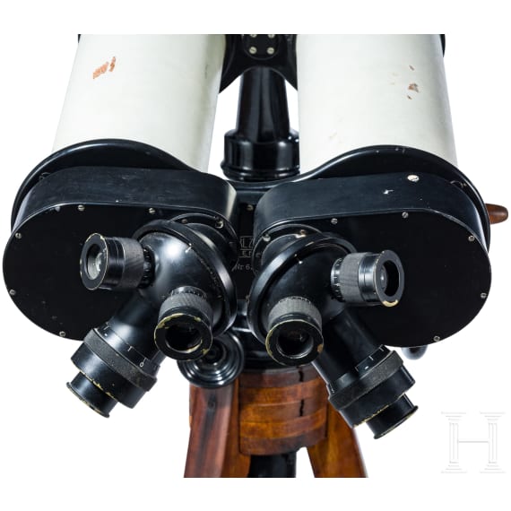 Gro&szlig;es Doppelfernrohr Zeiss 110 auf Holzstativ, 20. Jhdt.