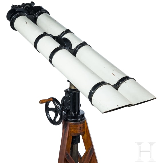 Gro&szlig;es Doppelfernrohr Zeiss 110 auf Holzstativ, 20. Jhdt.