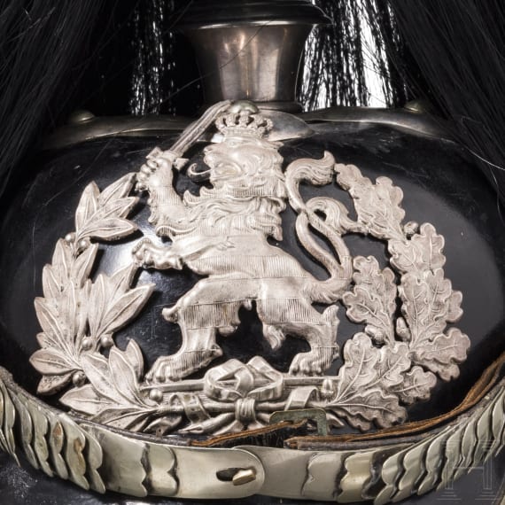 Helm f&uuml;r Offiziere im Garde-Dragoner-Regiment Nr. 23 oder im Leib-Dragoner-Regiment Nr. 24, mit Paradebusch, um 1910