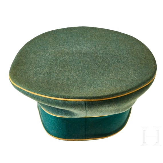 A visor cap for WWI J&auml;ger zu Pferd officers