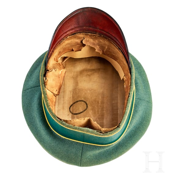 A visor cap for WWI J&auml;ger zu Pferd officers