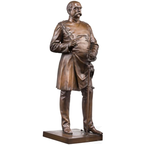 Fritz Schaper (1841 - 1919) - Figur von Bismarck in K&uuml;rassieruniform
