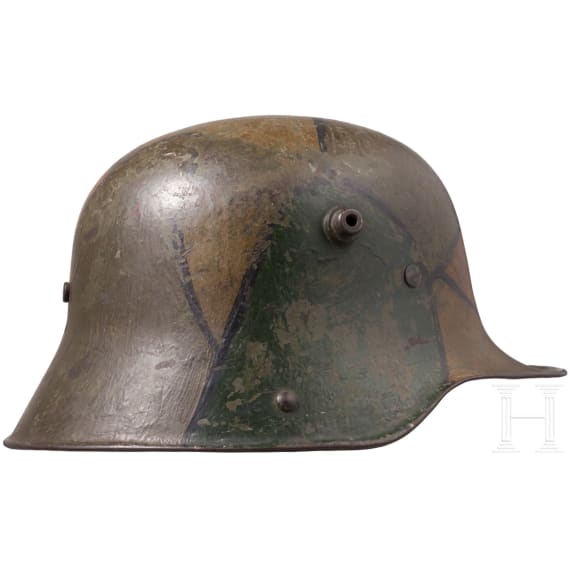 Stahlhelm M 1916 in Mimikry-Tarnanstrich