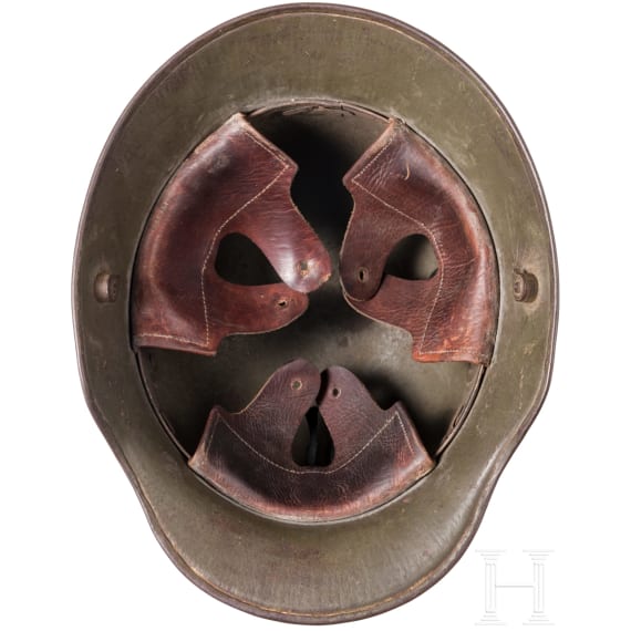 Stahlhelm M 1916 in Mimikry-Tarnanstrich