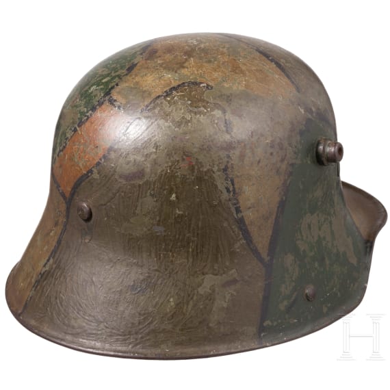 Stahlhelm M 1916 in Mimikry-Tarnanstrich