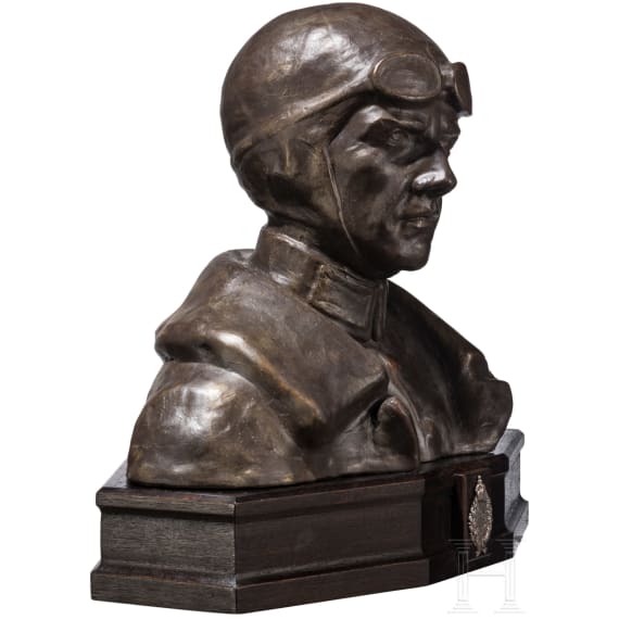 Lebensgro&szlig;e B&uuml;ste eines deutschen Piloten im Ersten Weltkrieg, 20. Jhdt.