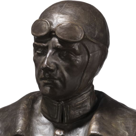 Lebensgro&szlig;e B&uuml;ste eines deutschen Piloten im Ersten Weltkrieg, 20. Jhdt.