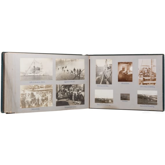 Gro&szlig;es Fotoalbum eines Angeh&ouml;rigen der Kaiserlichen Marine in China etc., um 1900