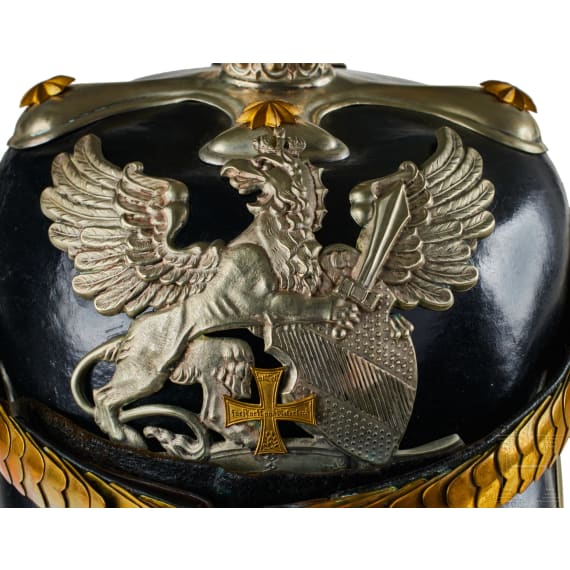 A helmet for Baden Dragoon Reserve Officers, with bush