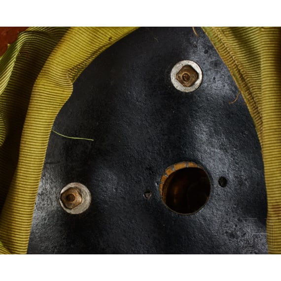Hessen - Helm eines Offiziers des IR 117, 9. Kompanie (Pioniere)