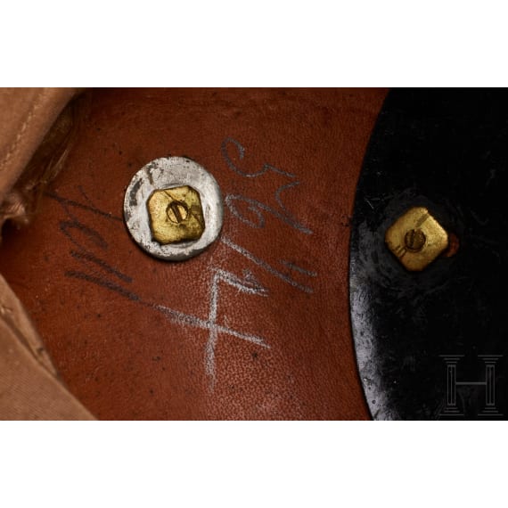 A helmet for Hessian Field Artillery 61 Officers