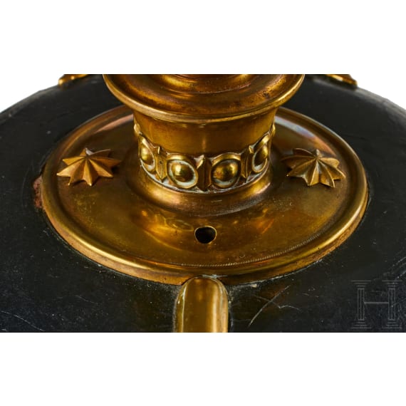 A helmet for Field Artillery 24, Battalion III Mecklenburg-Strelitz Officers