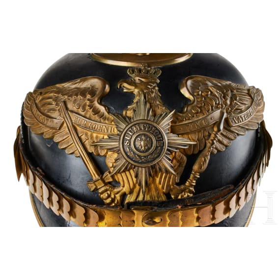 A helmet for Prussian One Year Guard Infantry volunteers, with shoulder boards and photo of owner
