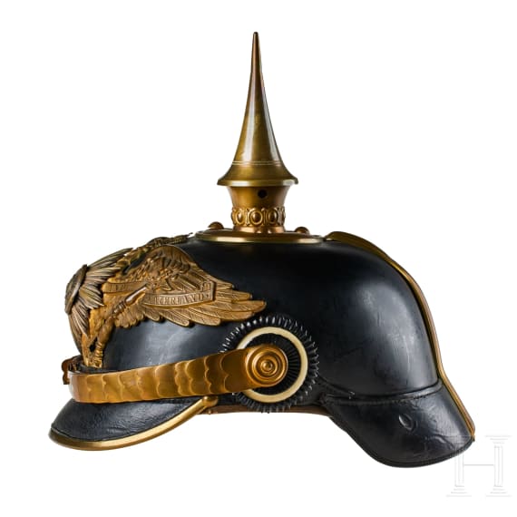 A helmet for Prussian One Year Guard Infantry volunteers, with shoulder boards and photo of owner