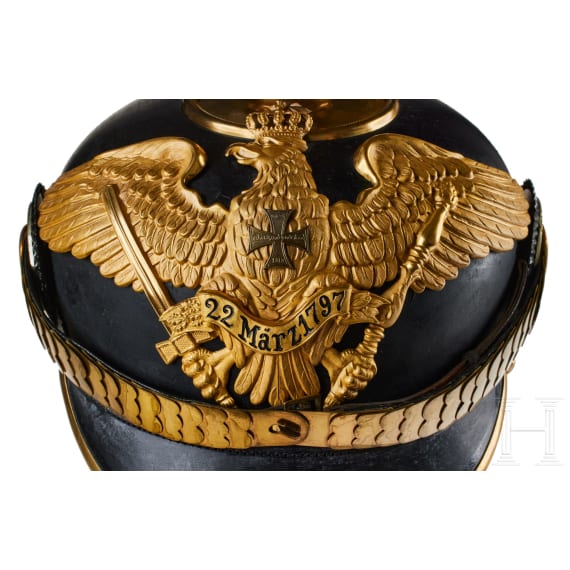 Preu&szlig;en - Helm eines Offiziers der Reserve im Grenadier-Regiment Nr. 7, mit Paradebusch
