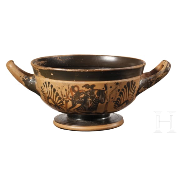 A Greek bowl with black-figure painting, 1st half of the 5th century B.C.