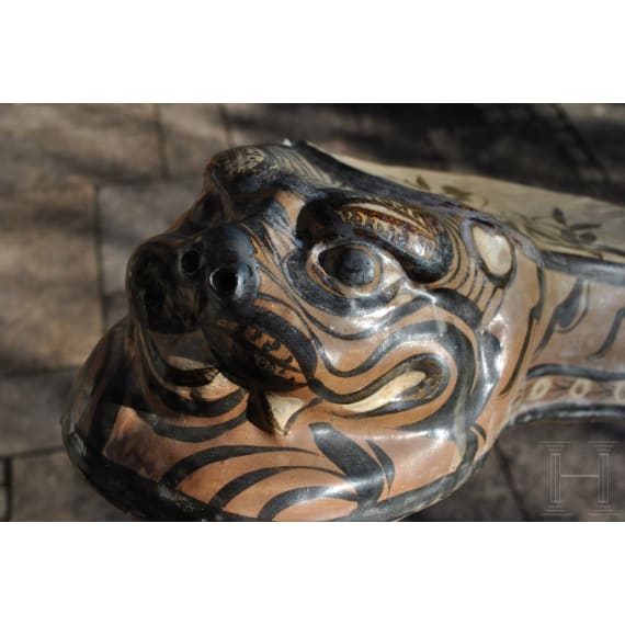 A Chinese painted Cizhou ware tiger pillow, 19th/20th century