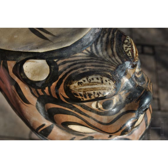 A Chinese painted Cizhou ware tiger pillow, 19th/20th century