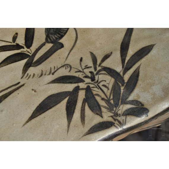 A Chinese painted Cizhou ware tiger pillow, 19th/20th century