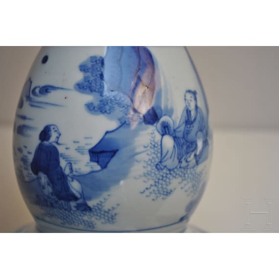A Chinese blue and white double-gourd vase, probably Kangxi period, 18th century