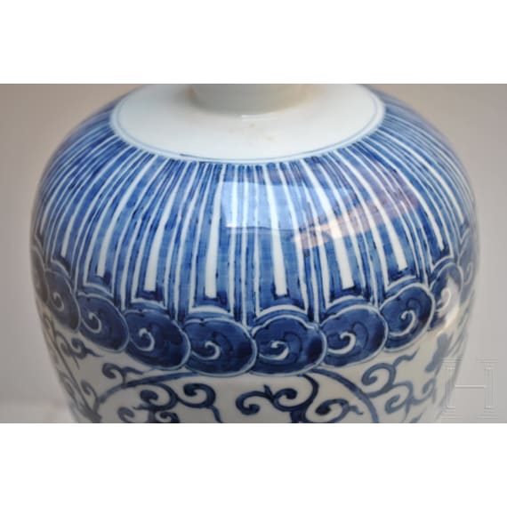 A large Chinese blue and white Meiping vase, 20th century