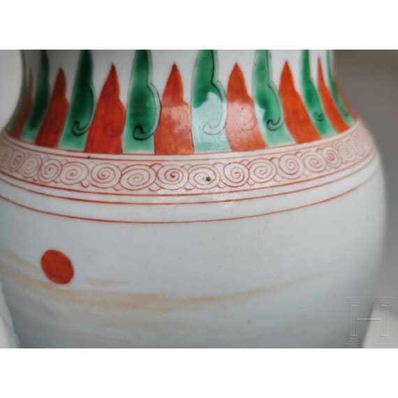 A large Chinese famille verte vase with figural scene, 19th/20th century