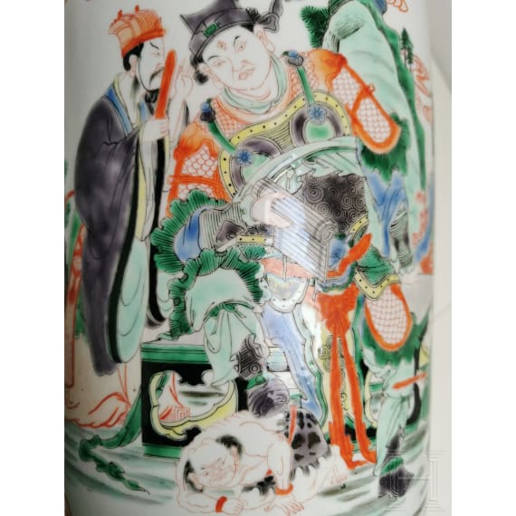 A large Chinese famille verte vase with figural scene, 19th/20th century