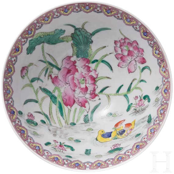 Two Chinese famille rose porcelain bowls with ducks, Republic period