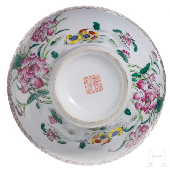Two Chinese famille rose porcelain bowls with ducks, Republic period