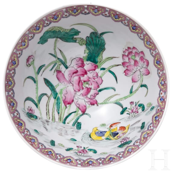 Two Chinese famille rose porcelain bowls with ducks, Republic period
