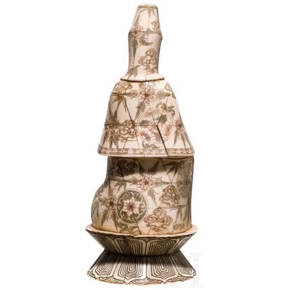 A Chinese figure of Guanyin made of bone, 20th century