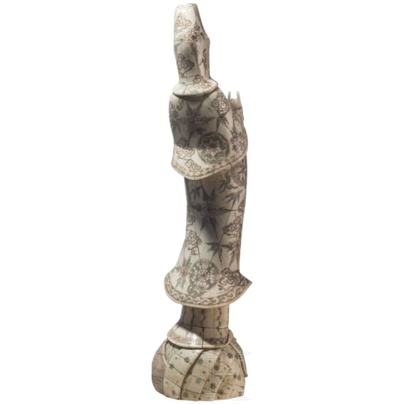 A large Chinese bone figure "Chilian Guanyin", 20th century