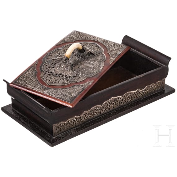 A silver-mounted Chinese jewellery box, 19th century