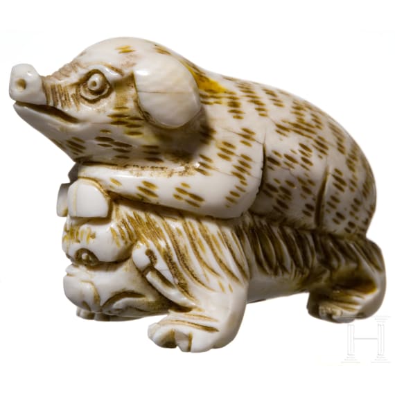 A Japanese ivory Netsuke, Meiji era (1868 - 1912)