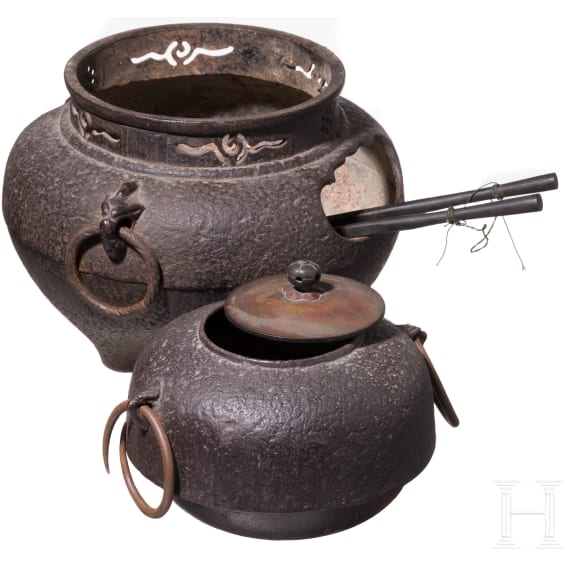A Japanese kama and chagma, Meiji/Taisho period