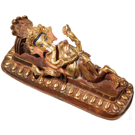 Three Thai/Nepalese bronze figures, 20th century
