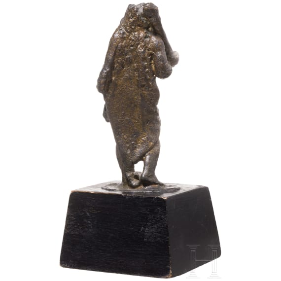A small Italian bronze of Hercules, 17th century