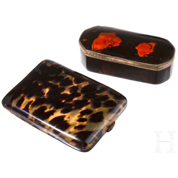 A papier mach&eacute; and lacquer box and a tortoiseshell cigar case, 19th century