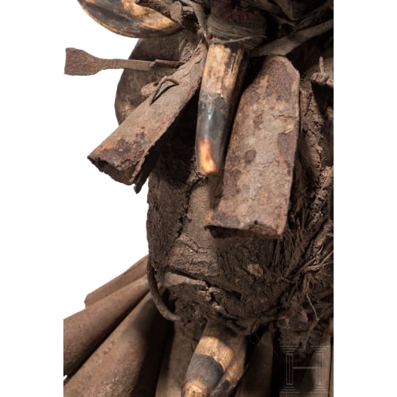 Three Congolese figures of the Yombe/Pende