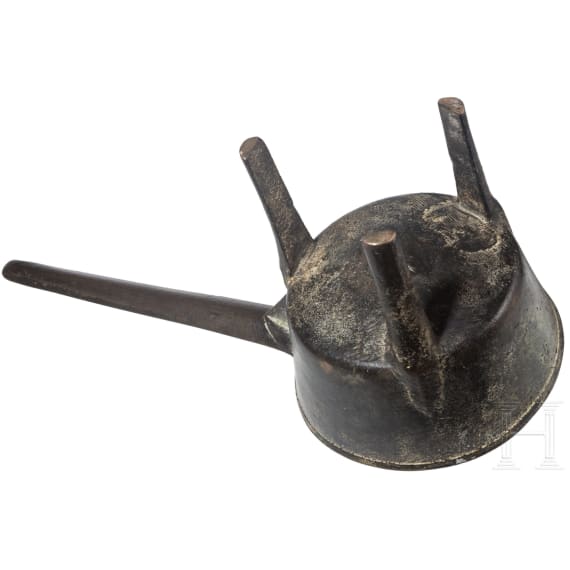 An English apothecary's skillet, Westcott, 18th century