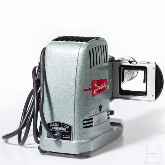A Liesegang Fantax 7-300 slide projector 5x5 KB
